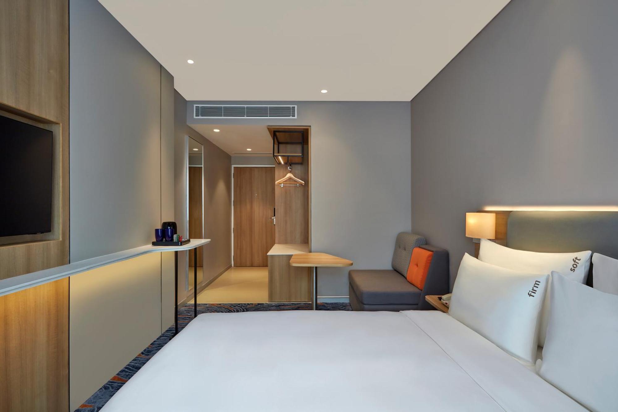 Holiday Inn Express Bengaluru Bommasandra By Ihg Kammasandra Luaran gambar