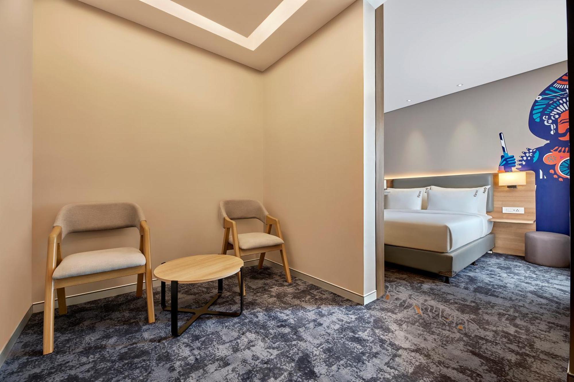 Holiday Inn Express Bengaluru Bommasandra By Ihg Kammasandra Luaran gambar